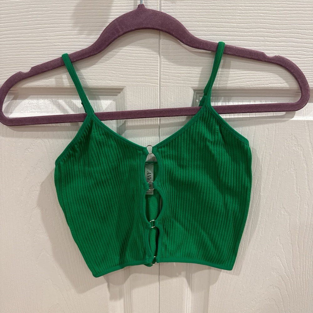 Ribbed green cropped tank